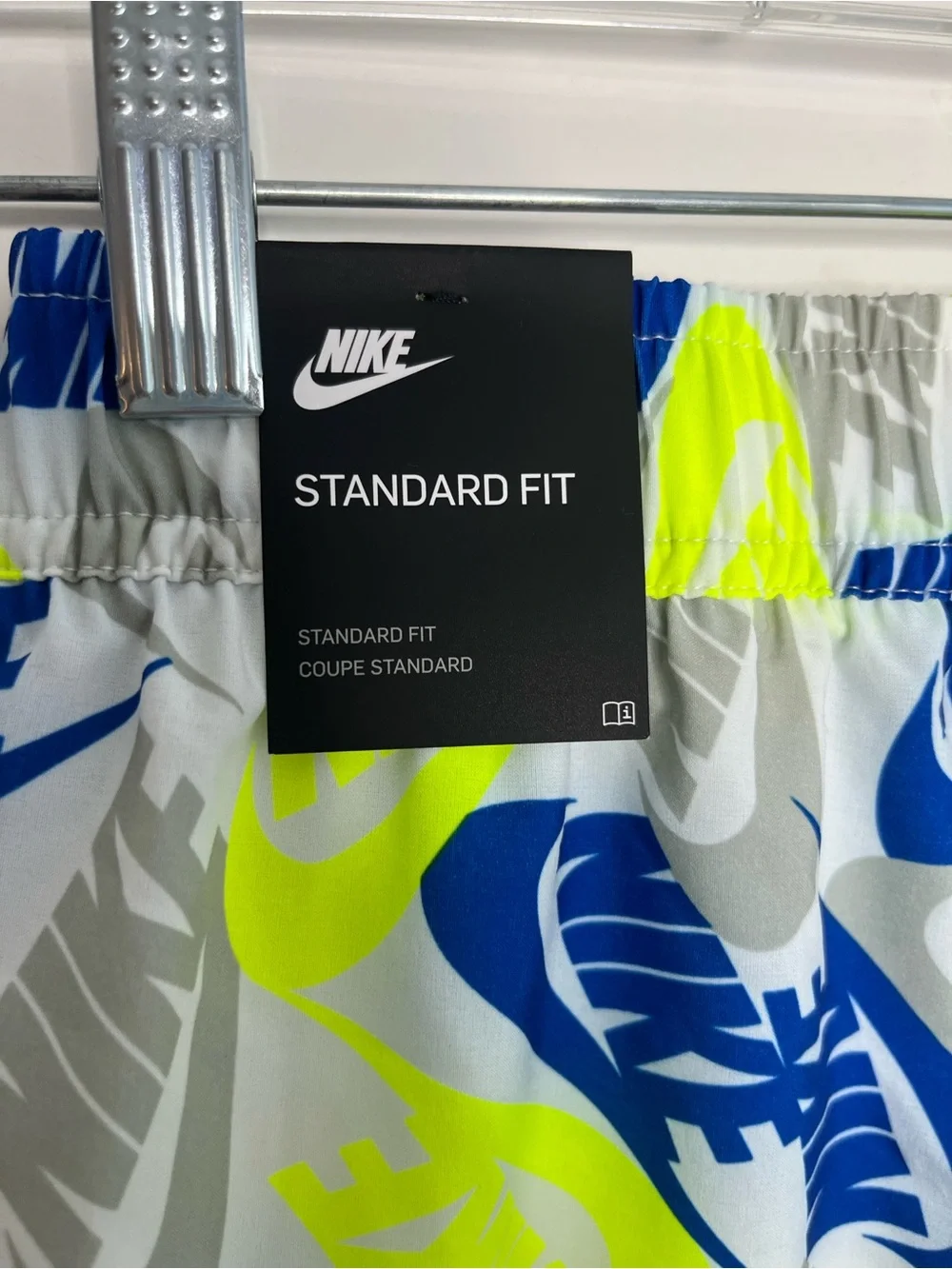 Nike Boys Printed Shorts Size XL